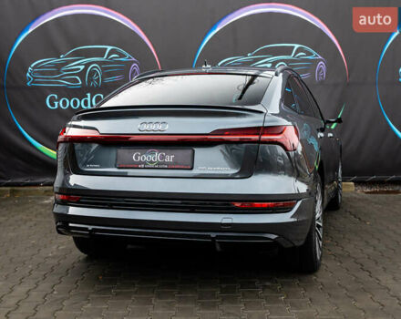 Сірий Ауді E-Tron, об'ємом двигуна 0 л та пробігом 82 тис. км за 39888 $, фото 40 на Automoto.ua