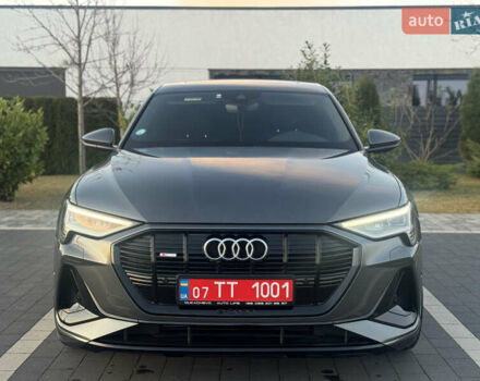 Сірий Ауді E-Tron, об'ємом двигуна 0 л та пробігом 140 тис. км за 37000 $, фото 1 на Automoto.ua