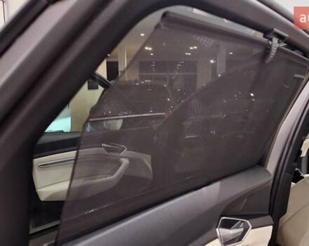 Серый Ауди E-Tron, объемом двигателя 0 л и пробегом 144 тыс. км за 29700 $, фото 35 на Automoto.ua