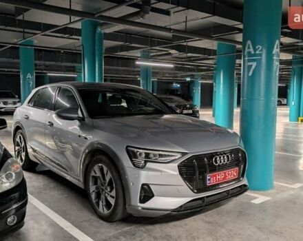 Ауди E-Tron 2020 в Киеве на Automoto.ua Серый Ауди E-Tron, объемом двигателя 0 л и пробегом 140 тыс. км за 29500 $, фото 6 на Automoto.ua