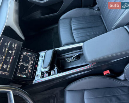 Серый Ауди E-Tron, объемом двигателя 0 л и пробегом 121 тыс. км за 27699 $, фото 23 на Automoto.ua