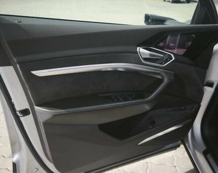 Сірий Ауді E-Tron, об'ємом двигуна 0 л та пробігом 70 тис. км за 34500 $, фото 82 на Automoto.ua