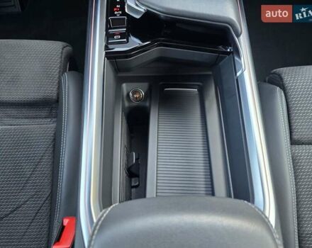 Сірий Ауді E-Tron, об'ємом двигуна 0 л та пробігом 67 тис. км за 37999 $, фото 83 на Automoto.ua