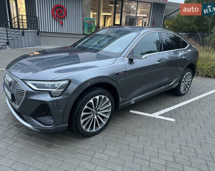 Ауди E-Tron 2020 в Хмельницком на Automoto.ua Серый Ауди E-Tron, объемом двигателя 0 л и пробегом 112 тыс. км за 37000 $, фото 8 на Automoto.ua