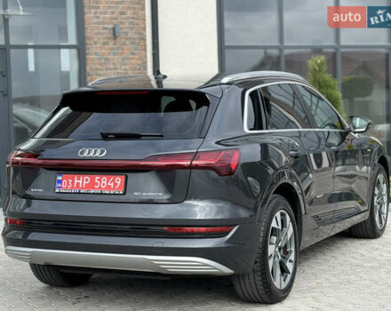 Ауди E-Tron 2020 в Тернополе на Automoto.ua Серый Ауди E-Tron, объемом двигателя 0 л и пробегом 126 тыс. км за 23900 $, фото 2 на Automoto.ua