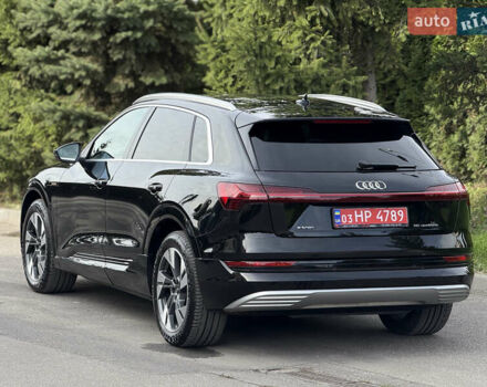 Серый Ауди E-Tron, объемом двигателя 0 л и пробегом 116 тыс. км за 29900 $, фото 11 на Automoto.ua