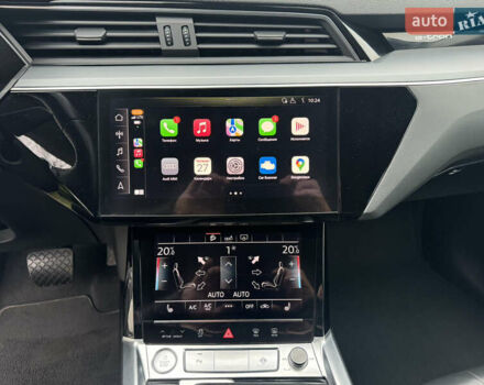 Серый Ауди E-Tron, объемом двигателя 0 л и пробегом 150 тыс. км за 23800 $, фото 17 на Automoto.ua