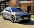 Сірий Ауді E-Tron, об'ємом двигуна 0 л та пробігом 100 тис. км за 25500 $, фото 3 на Automoto.ua