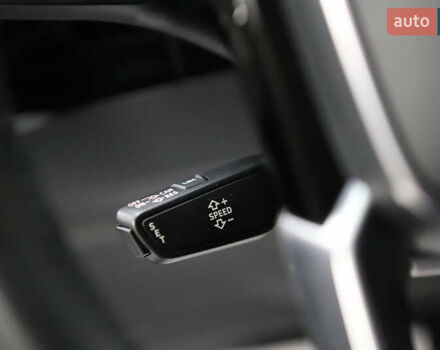 Серый Ауди E-Tron, объемом двигателя 0 л и пробегом 140 тыс. км за 23800 $, фото 82 на Automoto.ua