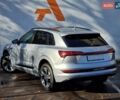 Серый Ауди E-Tron, объемом двигателя 0 л и пробегом 12 тыс. км за 31990 $, фото 25 на Automoto.ua
