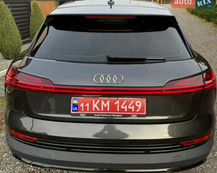 Серый Ауди E-Tron, объемом двигателя 0 л и пробегом 175 тыс. км за 22000 $, фото 16 на Automoto.ua