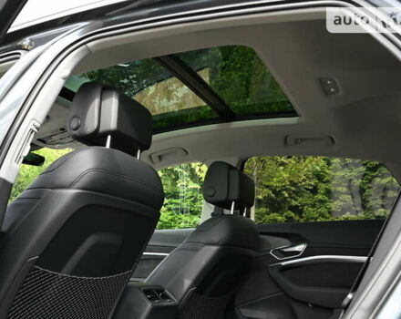 Серый Ауди E-Tron, объемом двигателя 0 л и пробегом 62 тыс. км за 43500 $, фото 4 на Automoto.ua