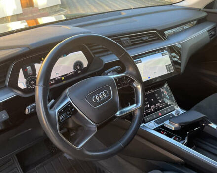Сірий Ауді E-Tron, об'ємом двигуна 0 л та пробігом 153 тис. км за 28999 $, фото 42 на Automoto.ua