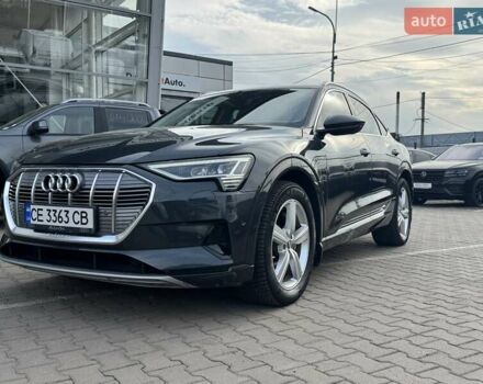 Серый Ауди E-Tron, объемом двигателя 0 л и пробегом 74 тыс. км за 30500 $, фото 4 на Automoto.ua