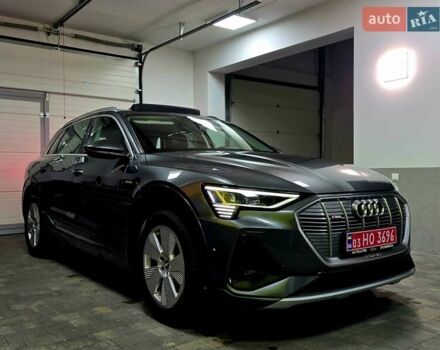 Серый Ауди E-Tron, объемом двигателя 0 л и пробегом 99 тыс. км за 31990 $, фото 35 на Automoto.ua