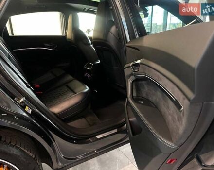 Серый Ауди E-Tron, объемом двигателя 0 л и пробегом 53 тыс. км за 37900 $, фото 39 на Automoto.ua