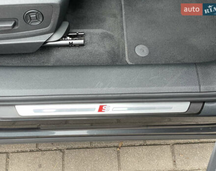 Серый Ауди E-Tron, объемом двигателя 0 л и пробегом 90 тыс. км за 34490 $, фото 32 на Automoto.ua