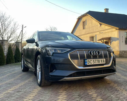 Сірий Ауді E-Tron, об'ємом двигуна 0 л та пробігом 153 тис. км за 28999 $, фото 9 на Automoto.ua