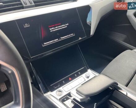 Сірий Ауді E-Tron, об'ємом двигуна 0 л та пробігом 54 тис. км за 37500 $, фото 18 на Automoto.ua