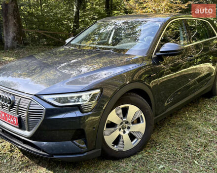 Серый Ауди E-Tron, объемом двигателя 0 л и пробегом 175 тыс. км за 22700 $, фото 34 на Automoto.ua