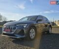 Серый Ауди E-Tron, объемом двигателя 0 л и пробегом 99 тыс. км за 31990 $, фото 6 на Automoto.ua