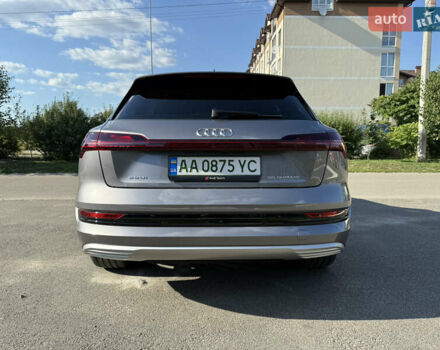 Сірий Ауді E-Tron, об'ємом двигуна 0 л та пробігом 65 тис. км за 39990 $, фото 16 на Automoto.ua