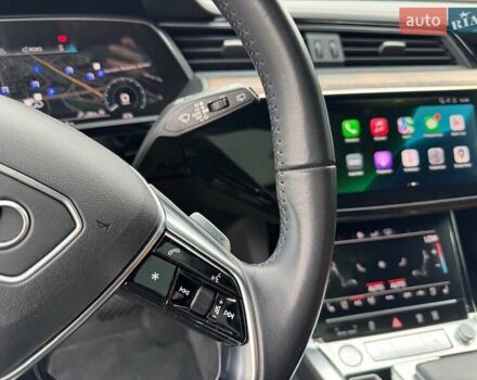 Серый Ауди E-Tron, объемом двигателя 0 л и пробегом 58 тыс. км за 37000 $, фото 43 на Automoto.ua