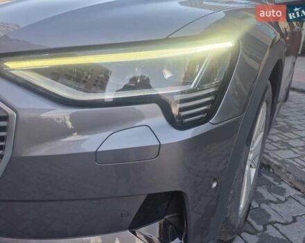 Ауди E-Tron 2020 в Хмельницком на Automoto.ua Серый Ауди E-Tron, объемом двигателя 0 л и пробегом 146 тыс. км за 22700 $, фото 89 на Automoto.ua
