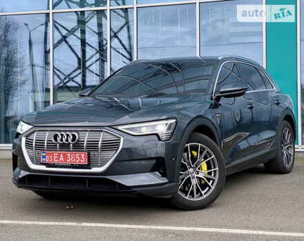 Сірий Ауді E-Tron, об'ємом двигуна 0 л та пробігом 25 тис. км за 35999 $, фото 9 на Automoto.ua