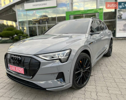Ауди E-Tron 2020 в Луцке на Automoto.ua Серый Ауди E-Tron, объемом двигателя 0 л и пробегом 104 тыс. км за 33000 $, фото 5 на Automoto.ua