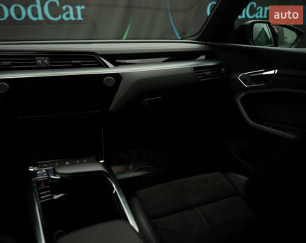 Сірий Ауді E-Tron, об'ємом двигуна 0 л та пробігом 154 тис. км за 25900 $, фото 74 на Automoto.ua