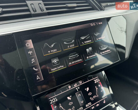 Серый Ауди E-Tron, объемом двигателя 0 л и пробегом 150 тыс. км за 23800 $, фото 24 на Automoto.ua