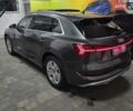 Серый Ауди E-Tron, объемом двигателя 0 л и пробегом 99 тыс. км за 31990 $, фото 41 на Automoto.ua