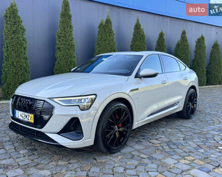 Сірий Ауді E-Tron, об'ємом двигуна 0 л та пробігом 105 тис. км за 34000 $, фото 1 на Automoto.ua