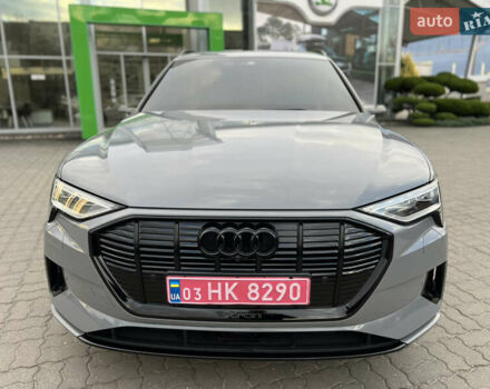 Ауди E-Tron 2020 в Луцке на Automoto.ua Серый Ауди E-Tron, объемом двигателя 0 л и пробегом 104 тыс. км за 33000 $, фото 3 на Automoto.ua