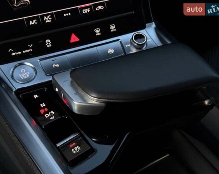 Серый Ауди E-Tron, объемом двигателя 0 л и пробегом 97 тыс. км за 21900 $, фото 51 на Automoto.ua