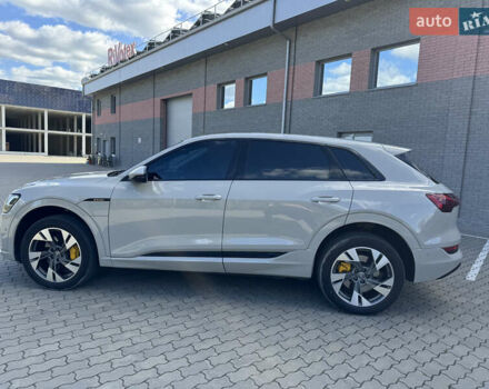 Сірий Ауді E-Tron, об'ємом двигуна 0 л та пробігом 89 тис. км за 32500 $, фото 2 на Automoto.ua