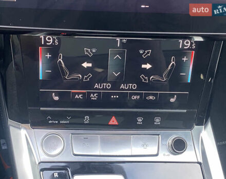 Ауди E-Tron 2020 в Луцке на Automoto.ua Серый Ауди E-Tron, объемом двигателя 0 л и пробегом 128 тыс. км за 25000 $, фото 65 на Automoto.ua