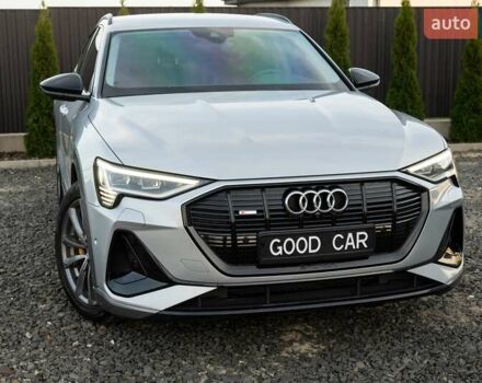 Сірий Ауді E-Tron, об'ємом двигуна 0 л та пробігом 112 тис. км за 34300 $, фото 3 на Automoto.ua