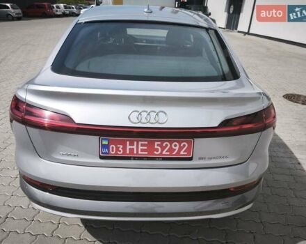 Сірий Ауді E-Tron, об'ємом двигуна 0 л та пробігом 70 тис. км за 34500 $, фото 42 на Automoto.ua