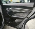 Сірий Ауді E-Tron, об'ємом двигуна 0 л та пробігом 70 тис. км за 34500 $, фото 89 на Automoto.ua