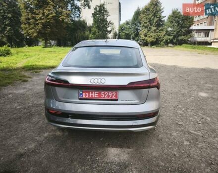 Сірий Ауді E-Tron, об'ємом двигуна 0 л та пробігом 70 тис. км за 34500 $, фото 11 на Automoto.ua
