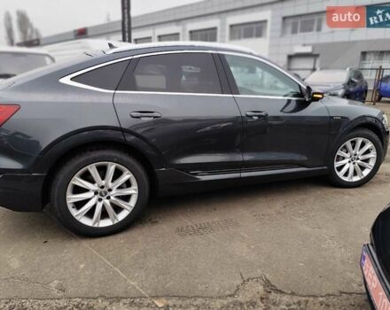 Серый Ауди E-Tron, объемом двигателя 0 л и пробегом 169 тыс. км за 33999 $, фото 9 на Automoto.ua