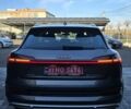 Серый Ауди E-Tron, объемом двигателя 0 л и пробегом 99 тыс. км за 31990 $, фото 11 на Automoto.ua