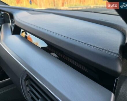 Сірий Ауді E-Tron, об'ємом двигуна 0 л та пробігом 67 тис. км за 37999 $, фото 71 на Automoto.ua