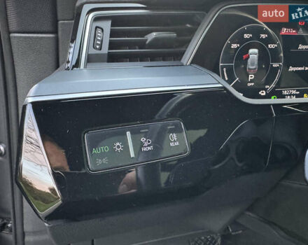 Сірий Ауді E-Tron, об'ємом двигуна 0 л та пробігом 180 тис. км за 21500 $, фото 29 на Automoto.ua