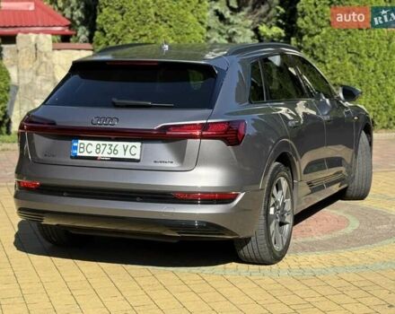 Сірий Ауді E-Tron, об'ємом двигуна 0 л та пробігом 100 тис. км за 25500 $, фото 10 на Automoto.ua
