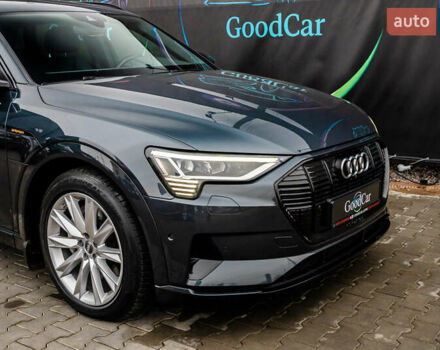 Сірий Ауді E-Tron, об'ємом двигуна 0 л та пробігом 154 тис. км за 25900 $, фото 20 на Automoto.ua