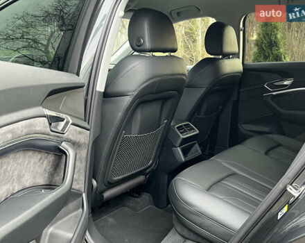 Сірий Ауді E-Tron, об'ємом двигуна 0 л та пробігом 143 тис. км за 30800 $, фото 25 на Automoto.ua