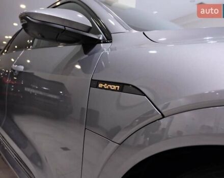 Серый Ауди E-Tron, объемом двигателя 0 л и пробегом 144 тыс. км за 29700 $, фото 6 на Automoto.ua